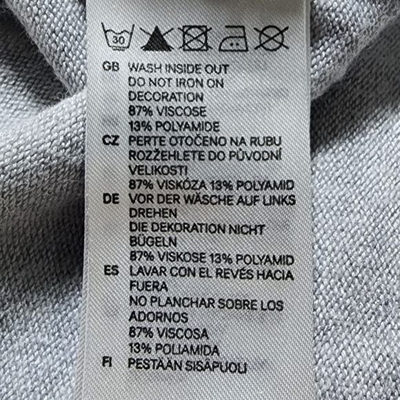 H&M Gray Button Down Long Sleeve Sequin Pockets Cardigan - Picture 8 of 8